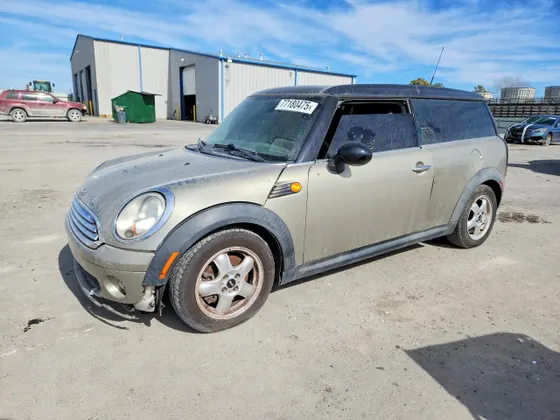 2009 MINI Cooper Clubman COOPER