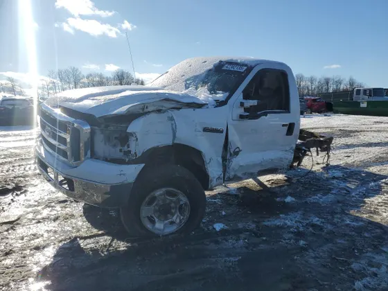 2006 Ford F-350 SRW SUPER DUTY