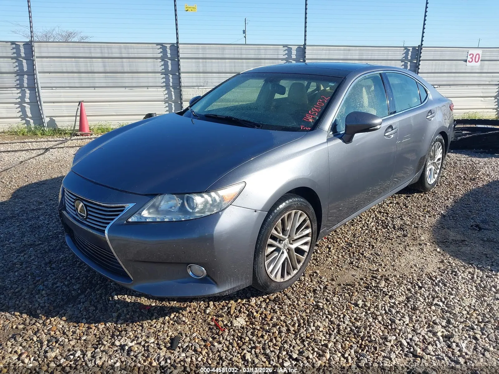 2013 Lexus ES 350 4dr Sdn