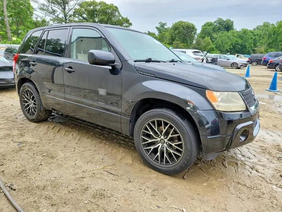 2010 Suzuki Grand Vitara Premium