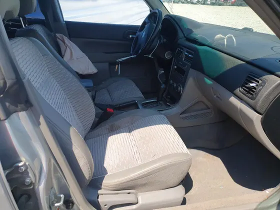 2004 Subaru Forester (Natl) XS