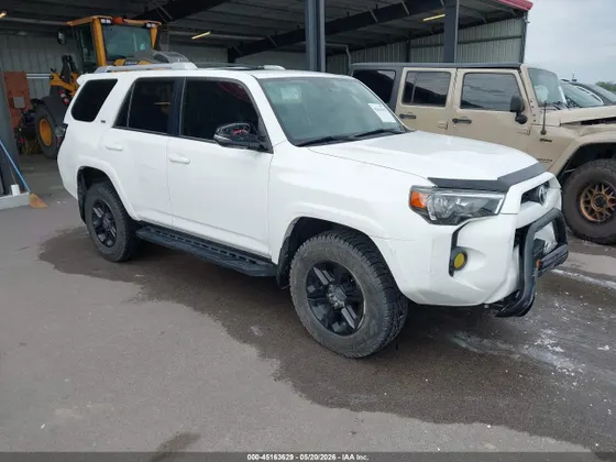2016 Toyota 4Runner SR5 Premium