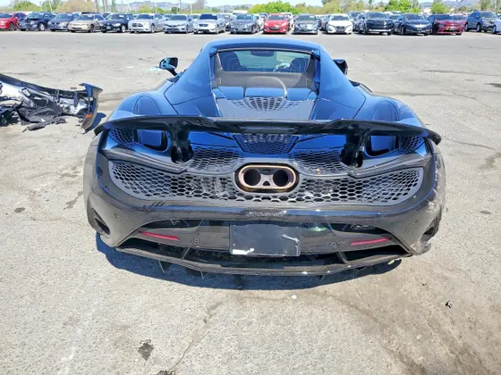 2024 McLaren 750S
