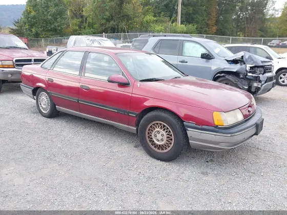 1990 Ford Taurus GL