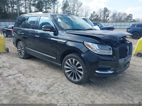 2019 Lincoln Navigator Select