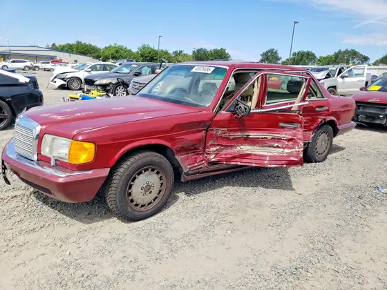 1989 Mercedes-Benz 420 Series 420SEL