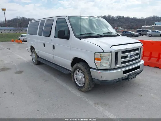 2011 Ford Econoline Wagon XLT