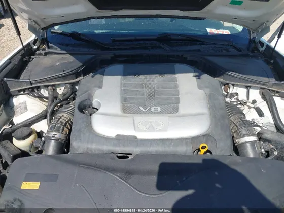2011 INFINITI M56