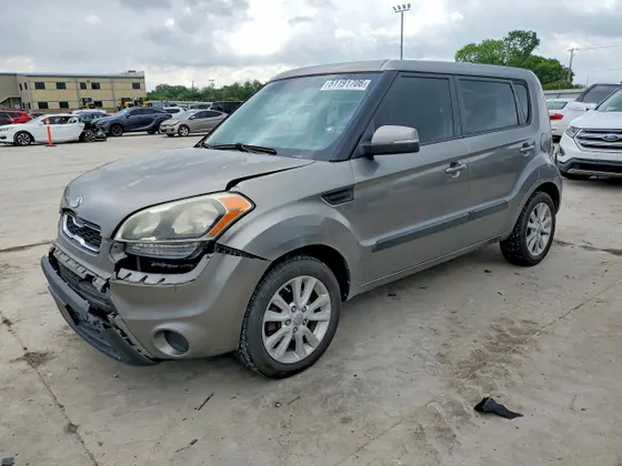2012 Kia Soul +