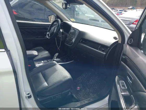 2018 Mitsubishi Outlander PHEV SEL