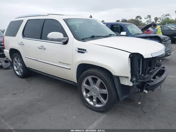 2009 Cadillac Escalade STANDARD