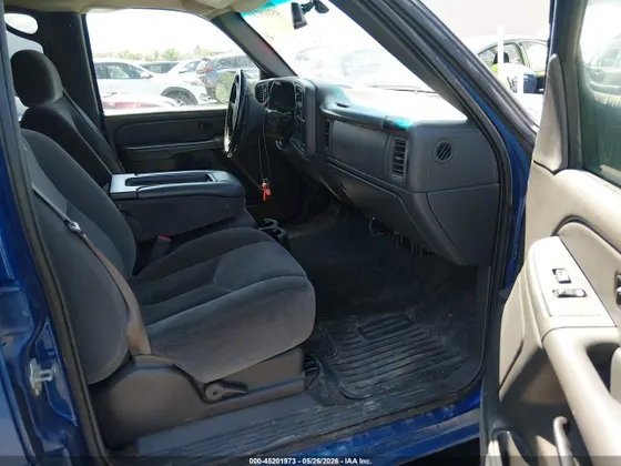2004 GMC Sierra 2500 Crew Cab SLT