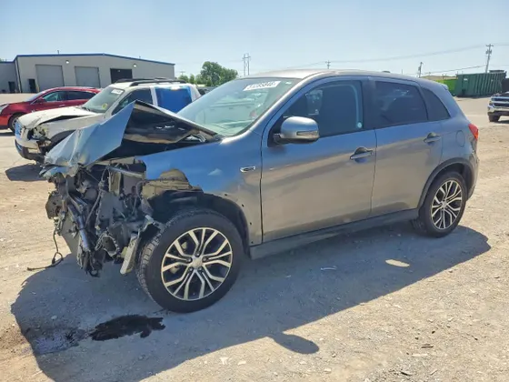2019 Mitsubishi Outlander Sport SE 2.0
