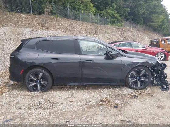2024 BMW iX xDrive50