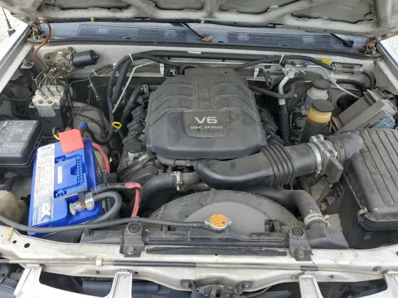 2002 Isuzu Rodeo Sport SPORT