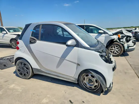 2014 smart fortwo Passion