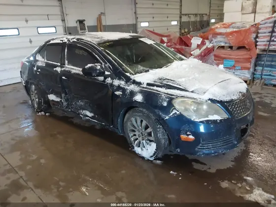 2010 Suzuki Kizashi SE