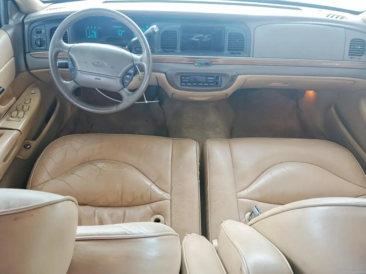 1997 Ford Crown Victoria LX