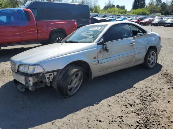 2000 Volvo C70 SE