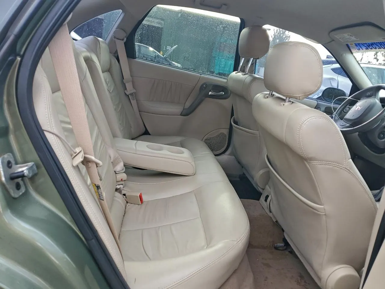 2004 Saturn L-Series L300 2