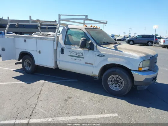 2004 Ford F-350 XL/XLT