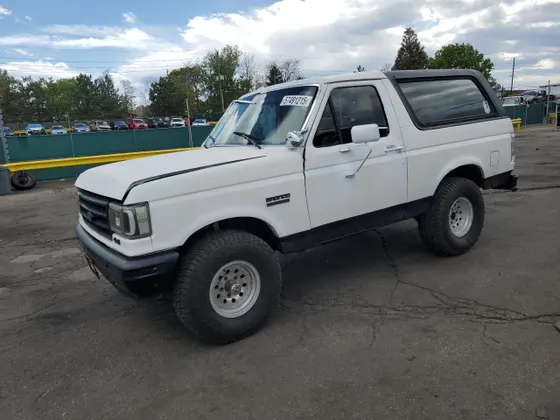 1990 Ford Bronco Custom