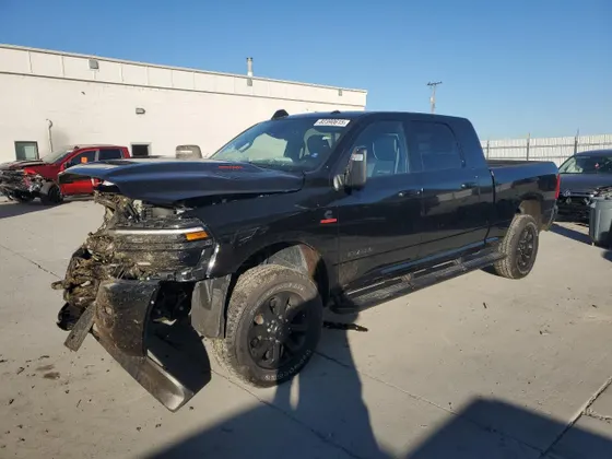 2025 Ram 3500 Laramie