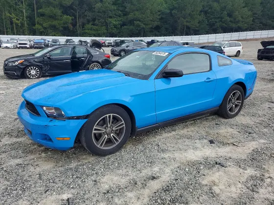 2012 Ford Mustang V6