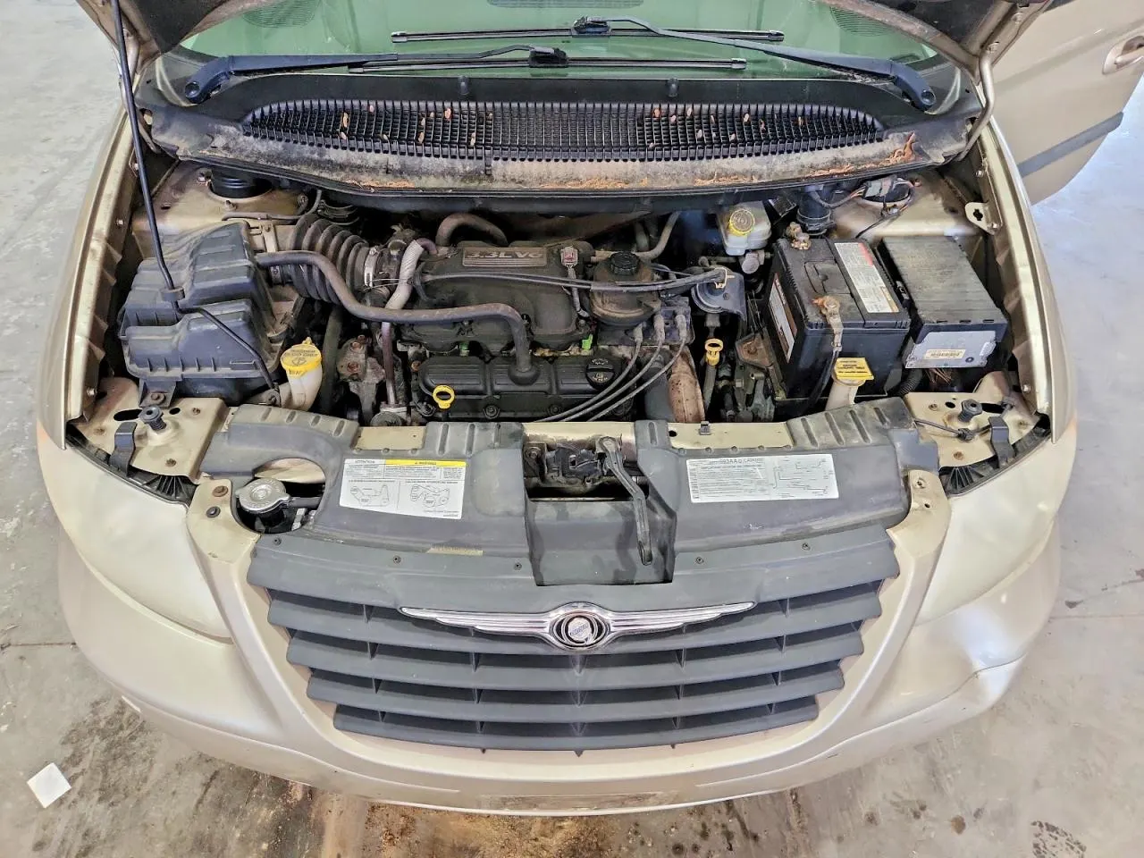 2006 Chrysler Town & Country SWB TOWN & COUNTRY