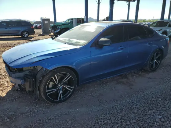 2020 Volvo S90 R-Design