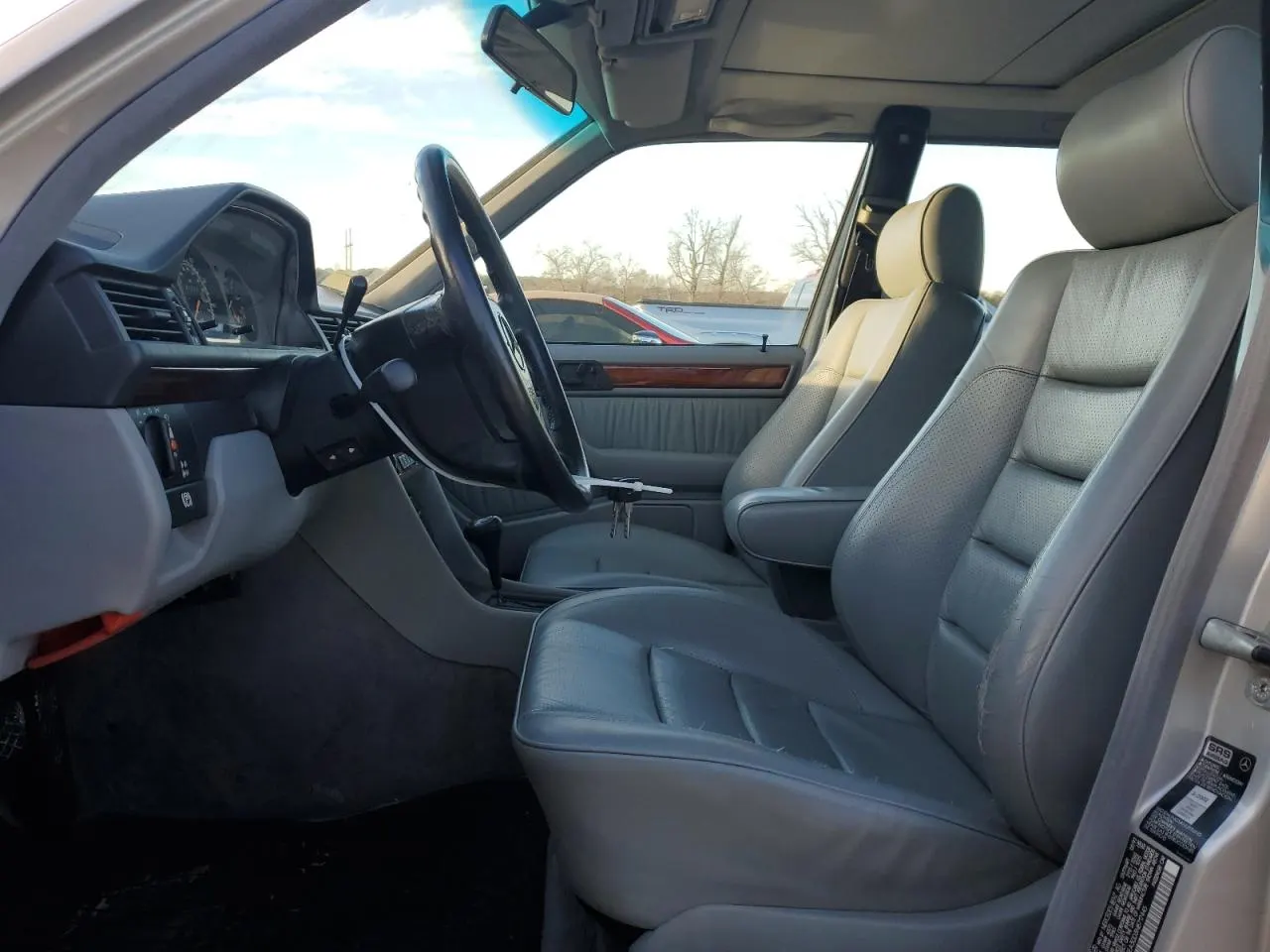 1992 Mercedes-Benz 300 Series 300E