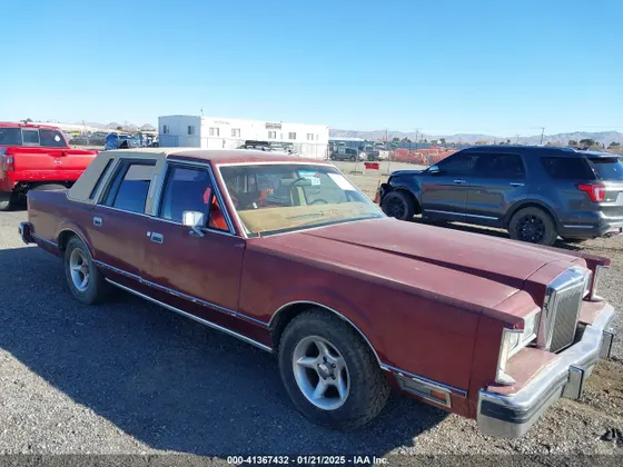 1984 Lincoln Town Car