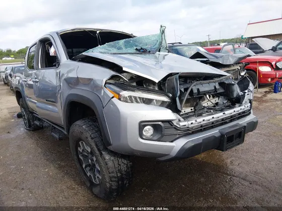 2021 Toyota Tacoma 4WD SR5