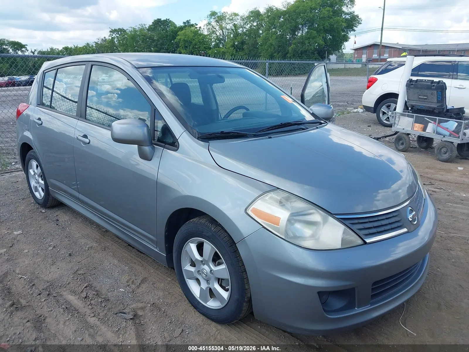2008 Nissan Versa 1.8 SL