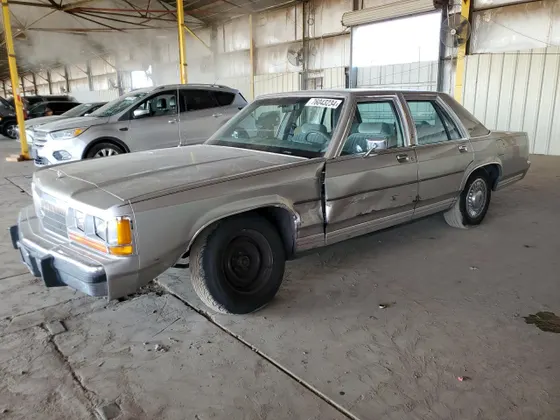 1990 Ford Crown Victoria CROWN VICT