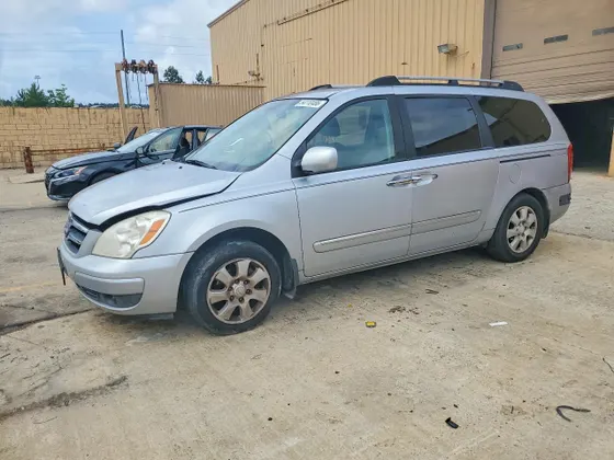 2007 Hyundai Entourage GLS