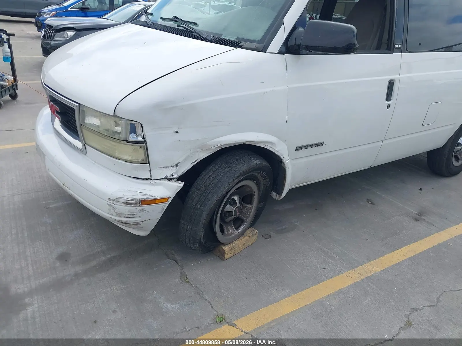2001 GMC Safari Passenger SLE