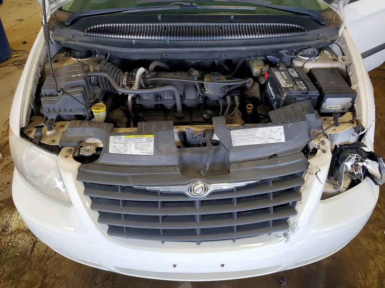 2006 Chrysler Town & Country SWB TOWN & COUNTRY