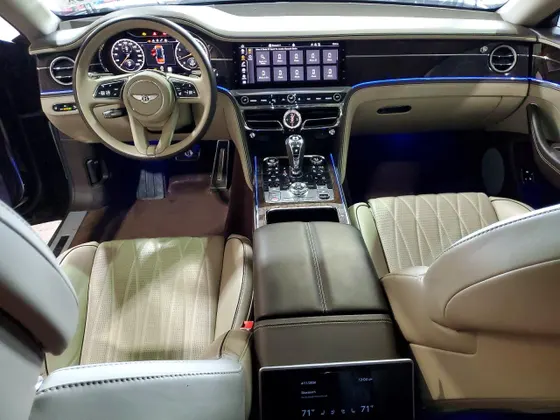 2022 Bentley Flying Spur V8