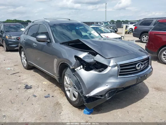 2012 INFINITI FX35