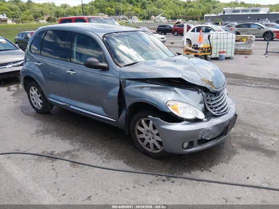 2010 Chrysler PT Cruiser Classic CLASSIC