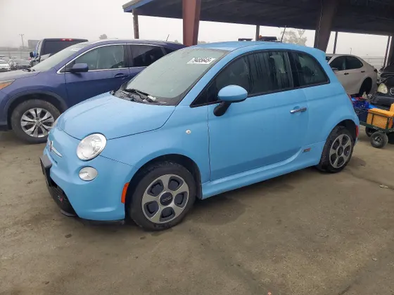 2016 FIAT 500e 500