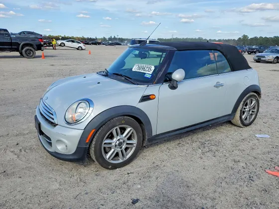 2012 MINI Cooper Convertible COOPER