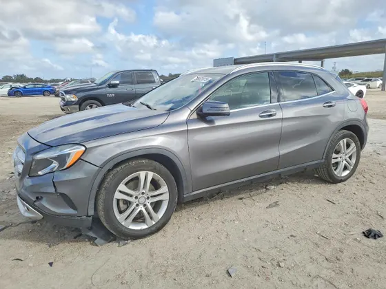 2015 Mercedes-Benz GLA-Class GLA 250
