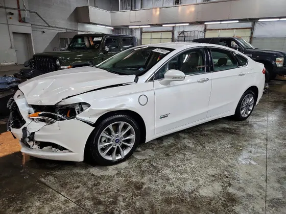 2018 Ford Fusion Energi SE