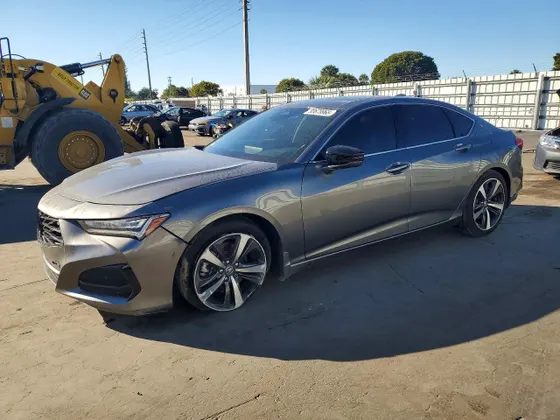 2025 Acura TLX w/Technology Package
