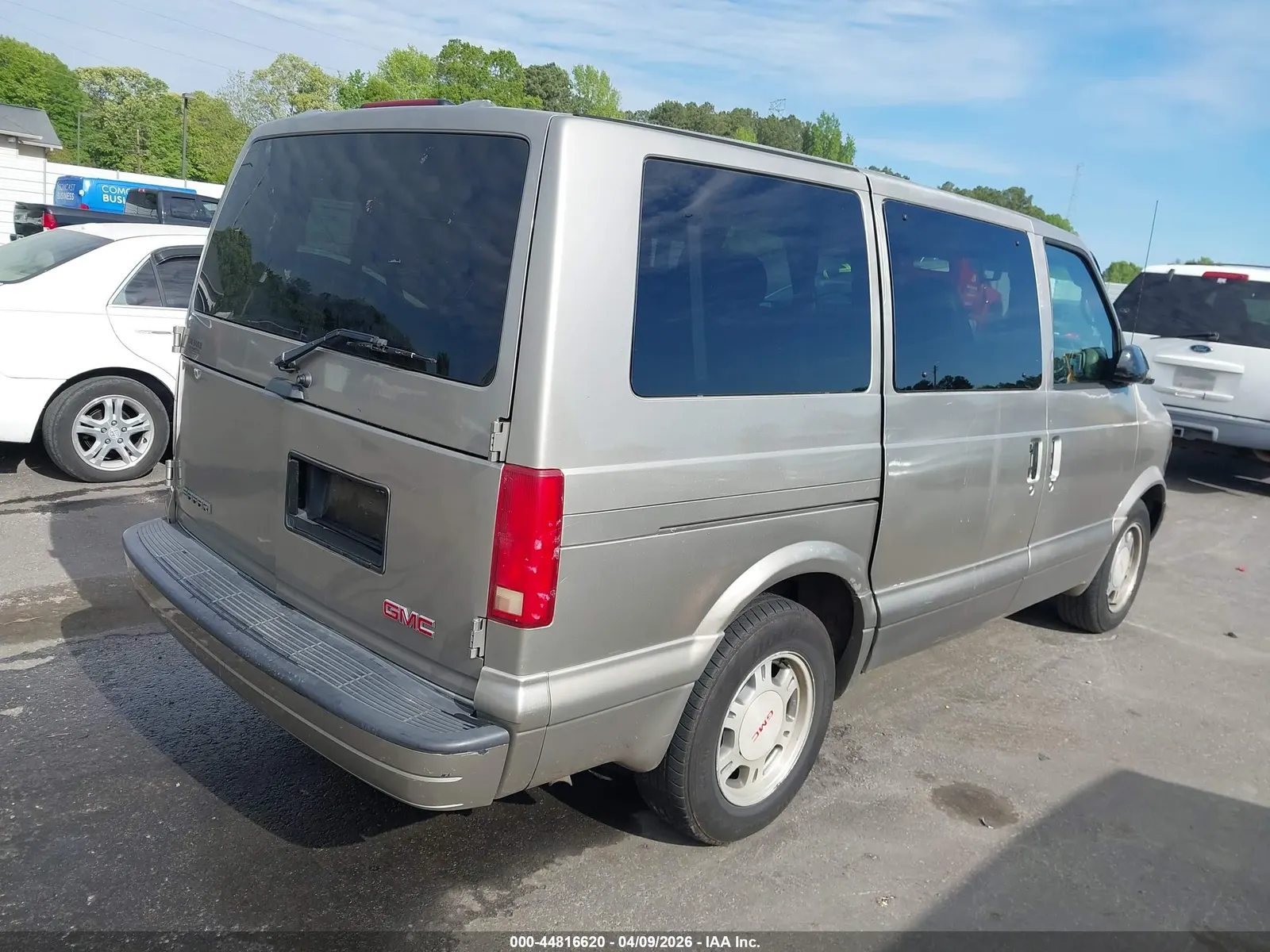 2005 GMC Safari Passenger