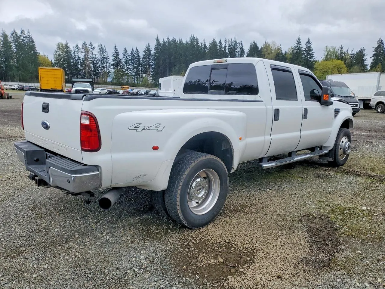 2008 Ford Super Duty F-450 DRW XL
