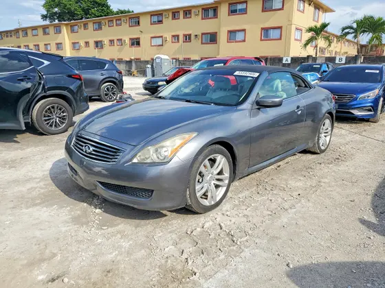 2010 INFINITI G37 Convertible