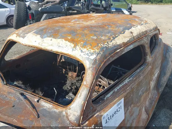 1946 Plymouth COUPE